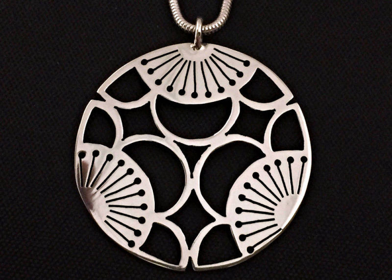 HAND CUT FLOWER NECKLACE