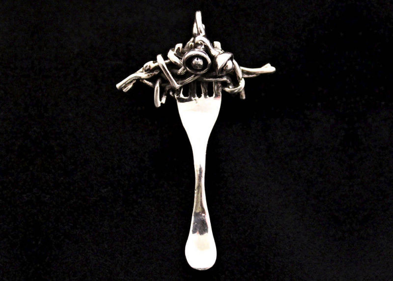 FSM CRUCIFORKTION PENDANT