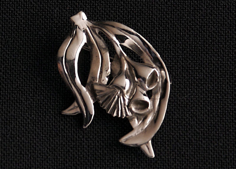 GUMNUT BROOCH